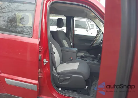 2010 Jeep Liberty Sport from USA, damaged, VIN 1J4PN2GK2AW159212